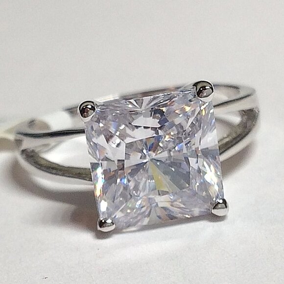 Cubic Zirconia Solitaire Cocktail Ring Size 9 10 Princess Cut Silver Plated - Picture 4 of 13